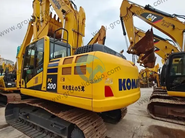 Komatsu PC200-10 d'occasion – Image 2