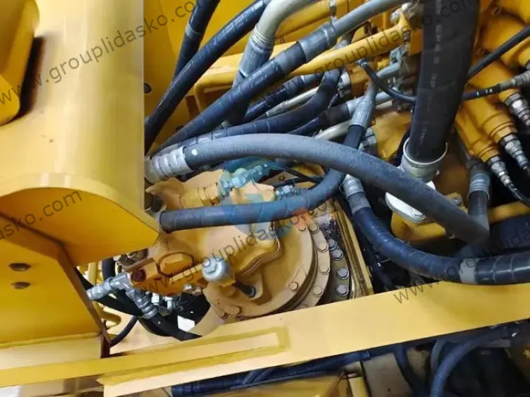 Komatsu PC200-10 d'occasion – Image 3