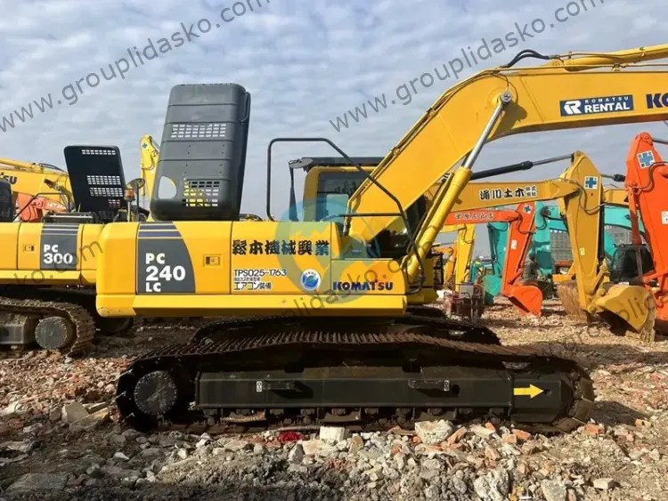 Komatsu PC240-8 d'occasion – Image 3