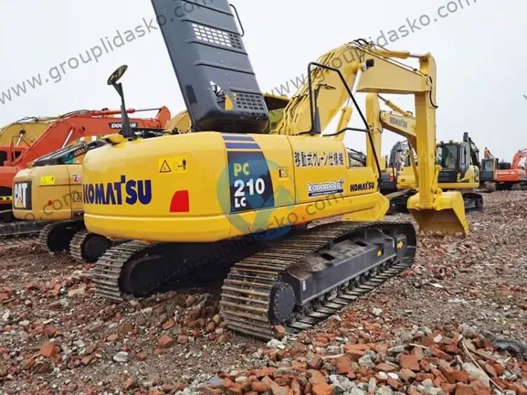 Komatsu PC210-8 d'occasion – Image 4