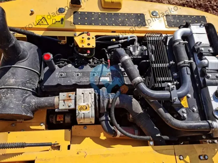 Komatsu PC210-8 d'occasion – Image 8