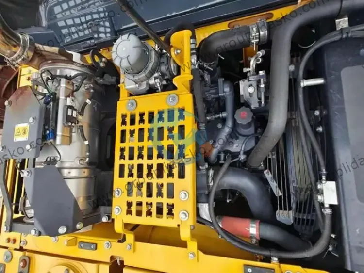 Komatsu PC200-10 d'occasion – Image 8