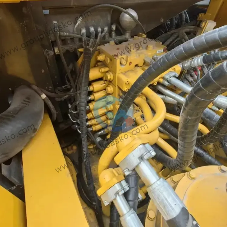 Komatsu PC450-8 d'occasion – Image 9