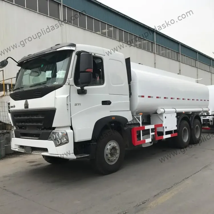 Camion-citerne Howo T7h T7s