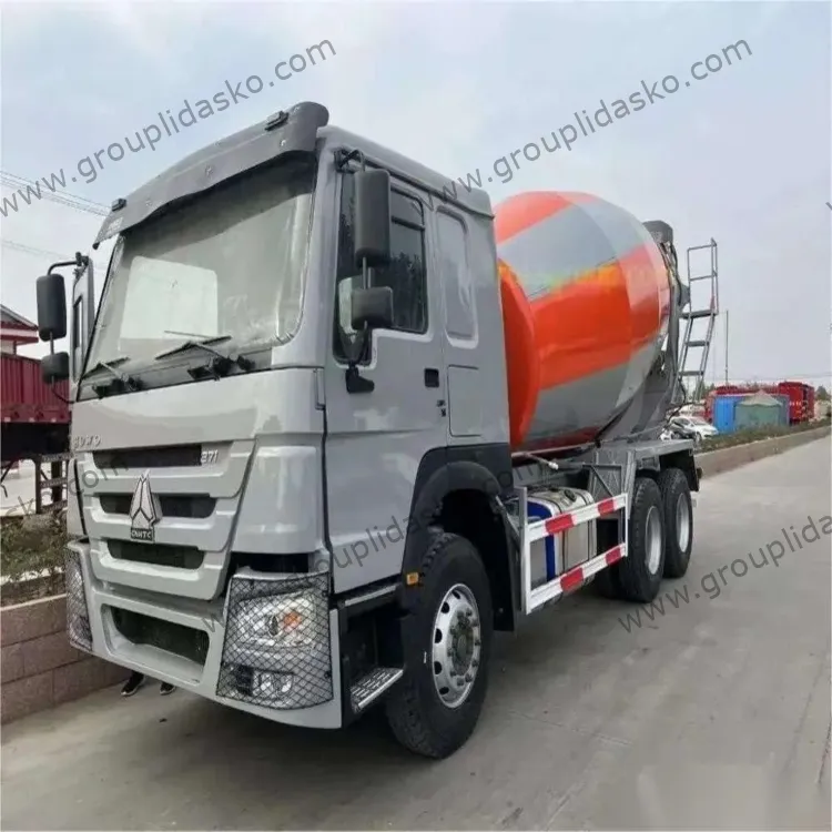 Camion mélangeur Howo 6×4 d'occasion