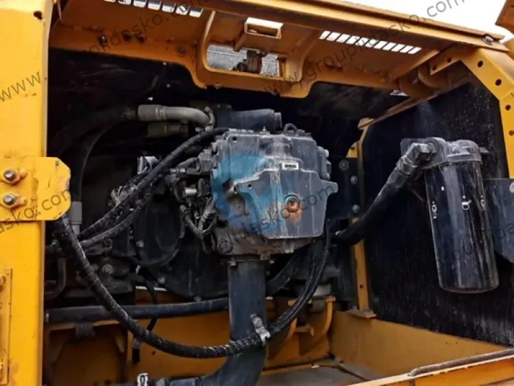 Komatsu PC300-7 d'occasion – Image 10