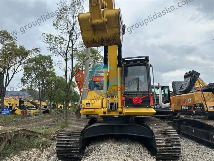 Komatsu PC240-8 d'occasion – Image 2