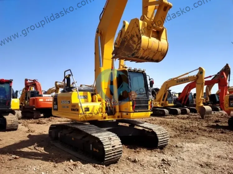 Komatsu PC200-8 d'occasion – Image 4