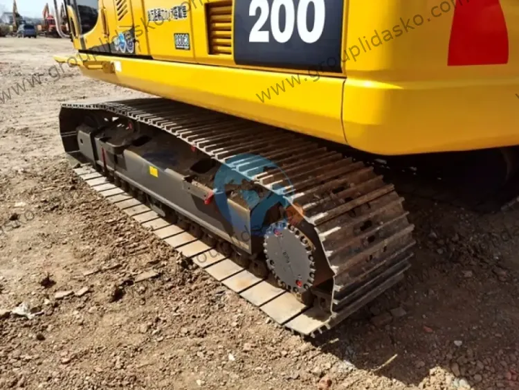Komatsu PC200-8 d'occasion – Image 5