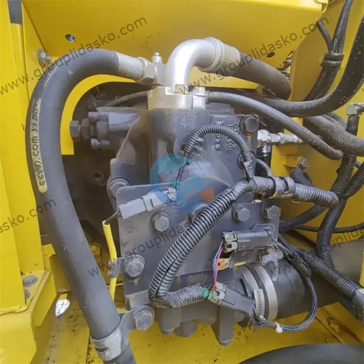 Komatsu PC130-7 d’occasion – Image 10