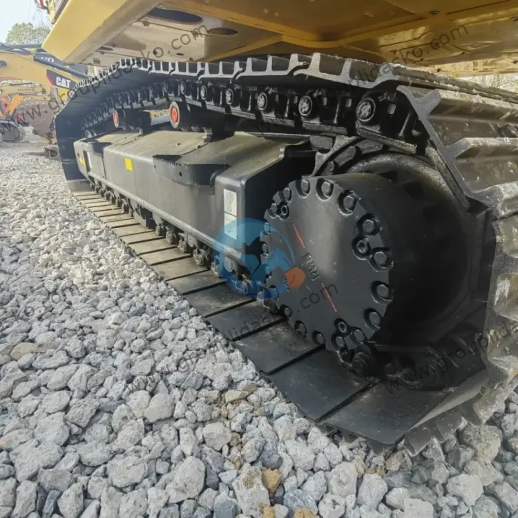 Komatsu PC200-8 d’occasion – Image 2