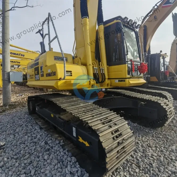 Komatsu PC200-8 d’occasion – Image 11