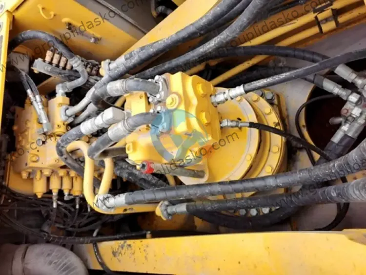 Komatsu PC300-7 d'occasion – Image 9